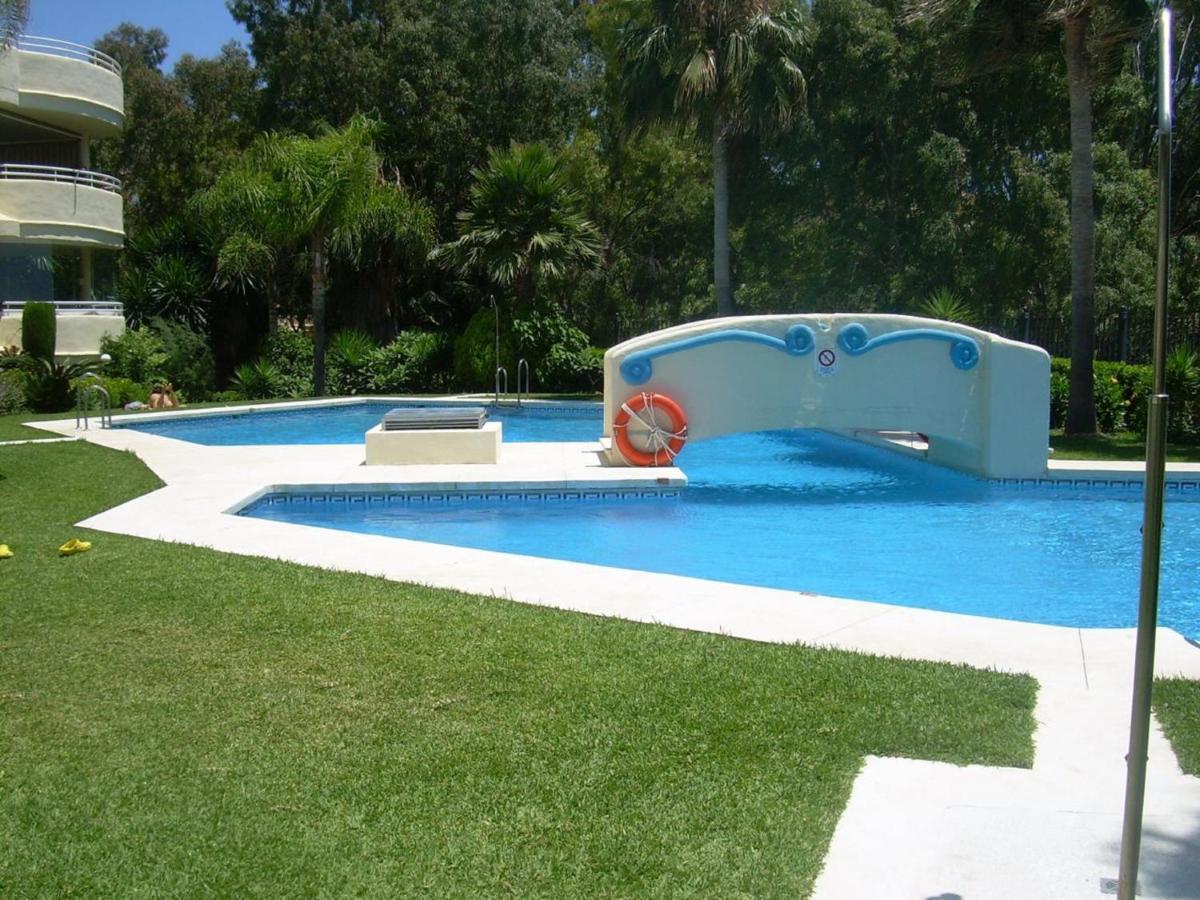 Holidays2Benalmadena Torrequebrada Sea View Front Beach With Pool Parking & Terraces Exteriér fotografie