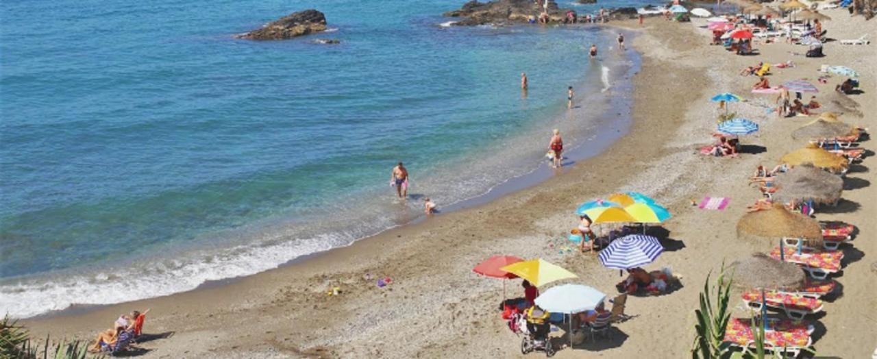 Holidays2Benalmadena Torrequebrada Sea View Front Beach With Pool Parking & Terraces Exteriér fotografie