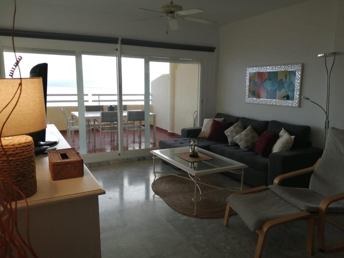 Holidays2Benalmadena Torrequebrada Sea View Front Beach With Pool Parking & Terraces Exteriér fotografie